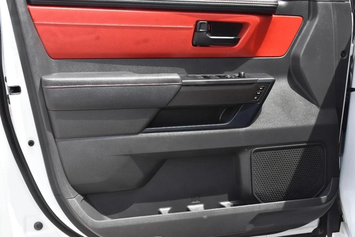 TUNDRA TRD PRO HYBRID 4WD 2024 | WHITE-13-13