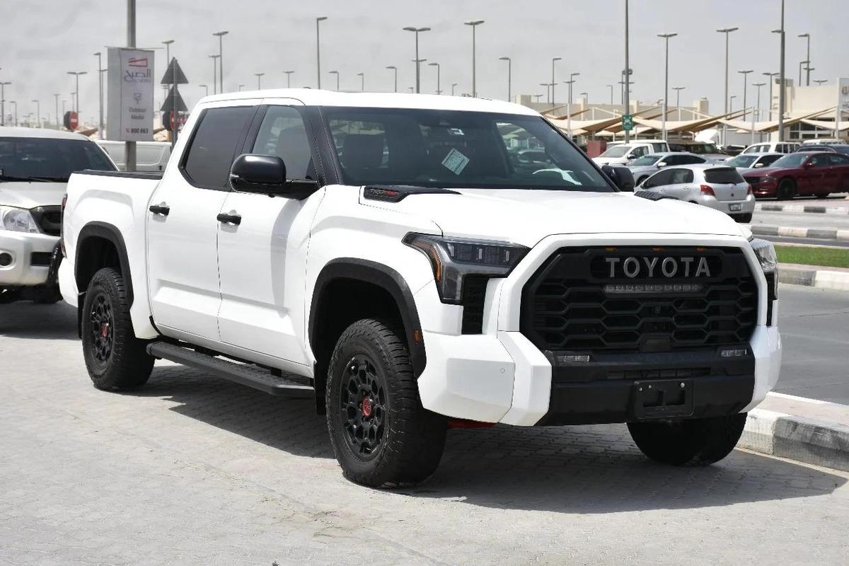 TUNDRA TRD PRO HYBRID 4WD 2024 | WHITE-10-10