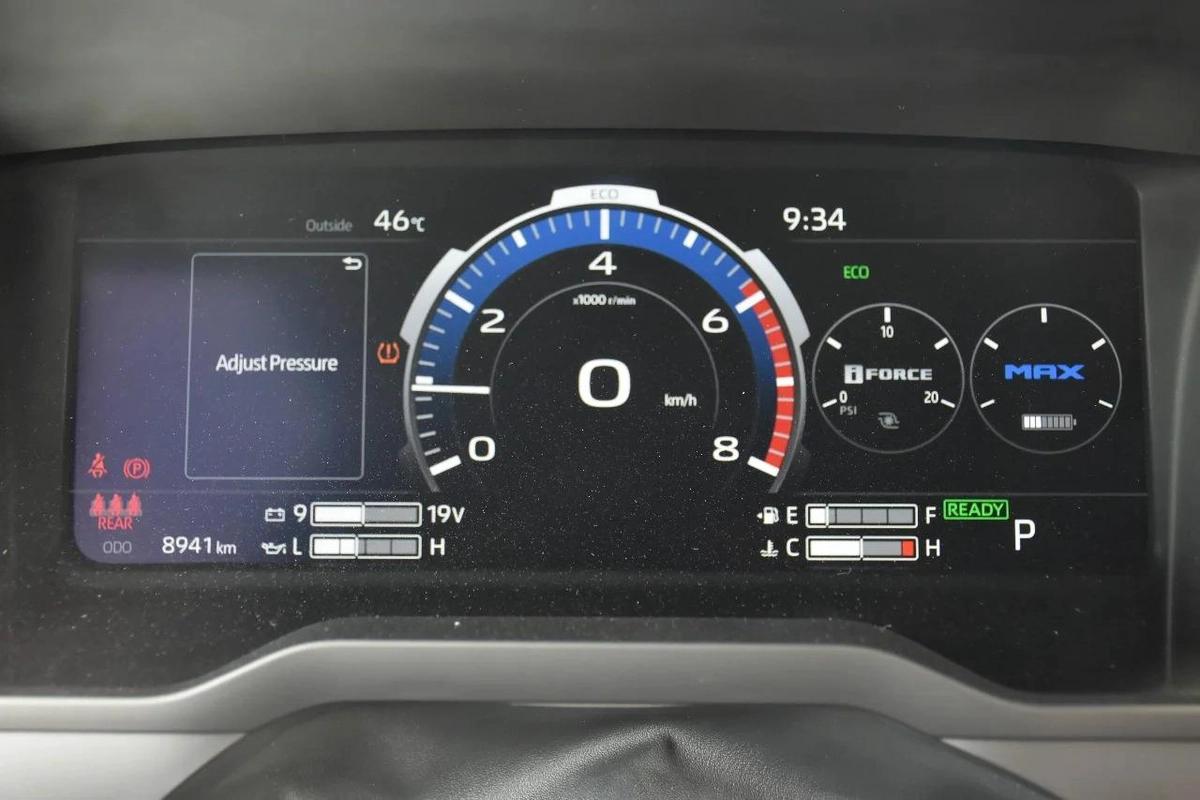 TUNDRA TRD PRO HYBRID 4WD 2024 | WHITE-17-17