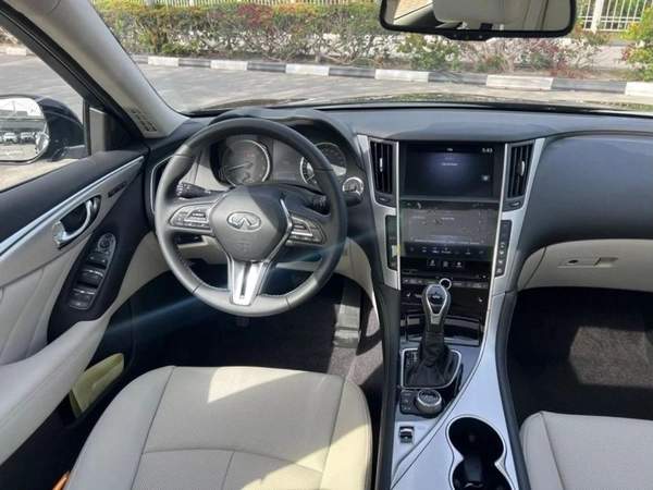 Infiniti Q50 Luxe 3.0L