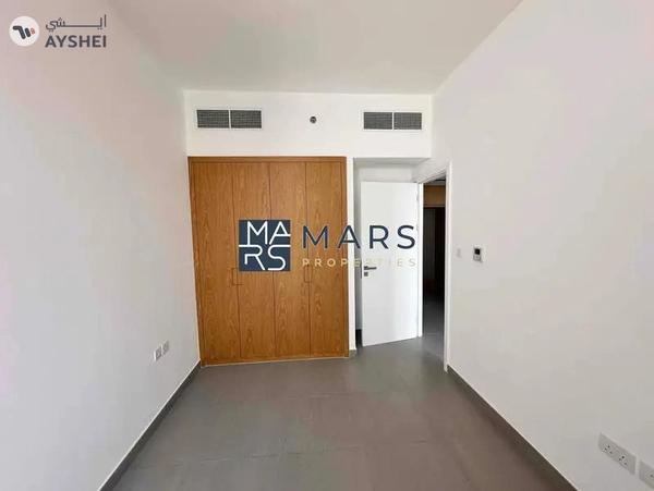 Specious one bedroom with pool view in al mamsha