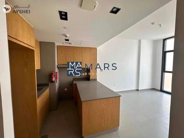 Specious one bedroom with pool view in al mamsha