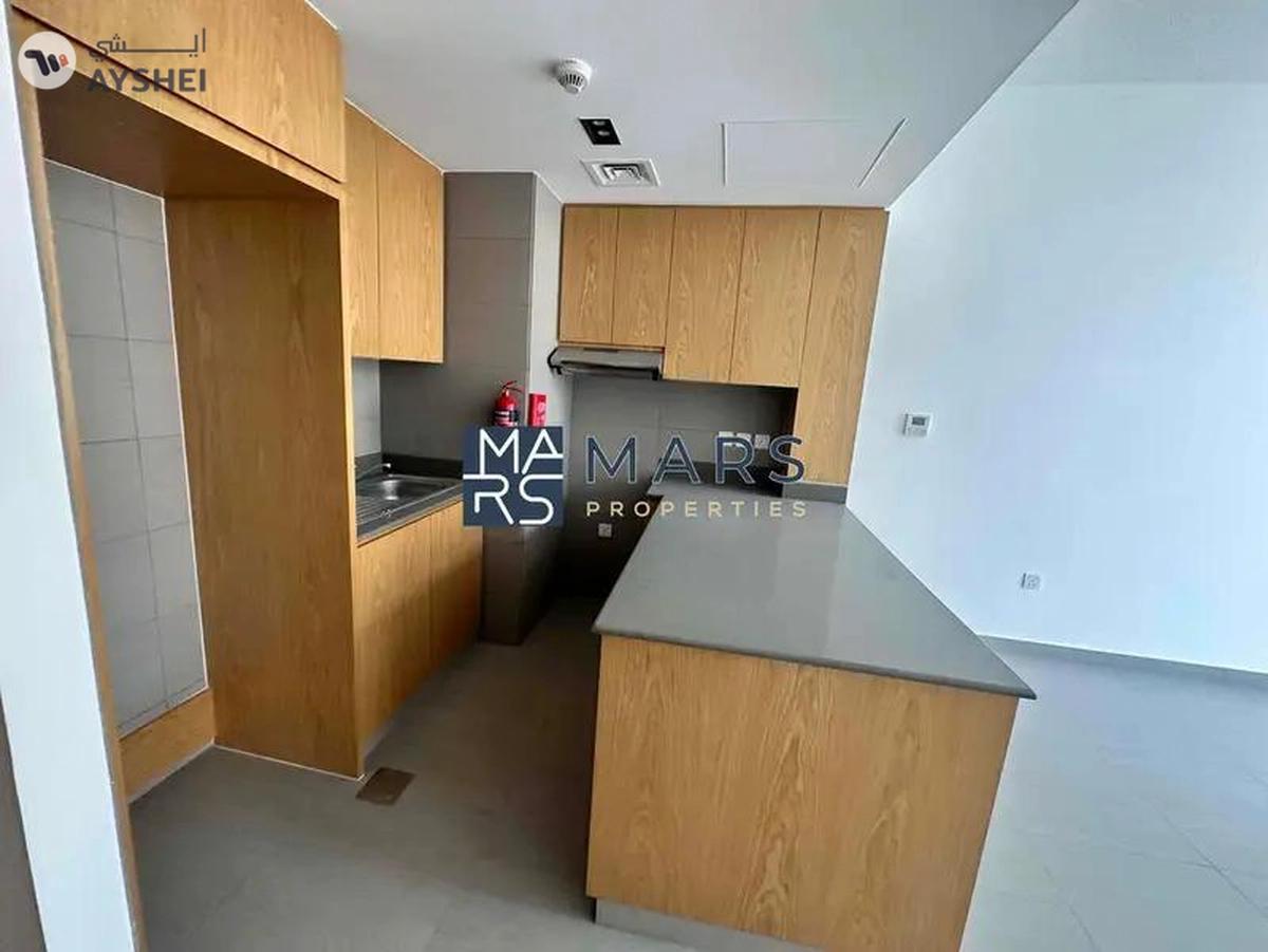 Specious one bedroom with pool view in al mamsha-6-6