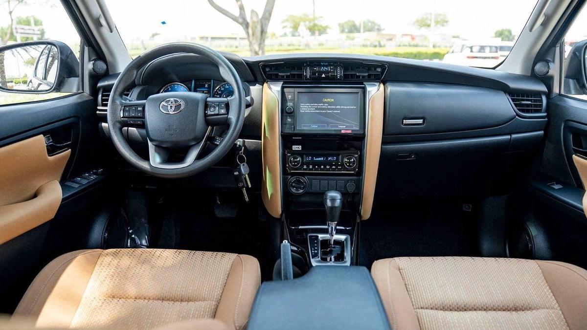 Toyota Fortuner GX2 4X4 2.7L-21-21