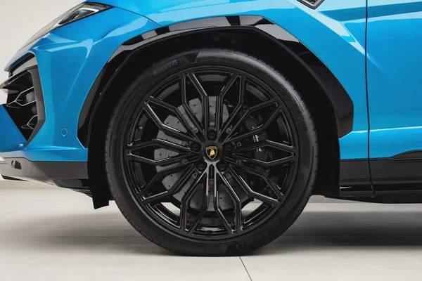 2025 URUS SE | 3D BANG OLUFSEN | HIGH SPEC