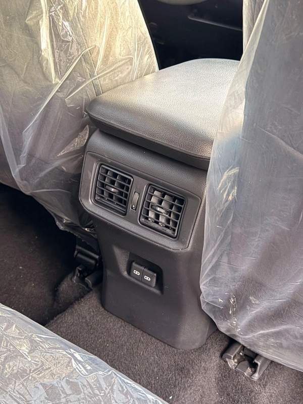 Toyota RAV4 XLE 2.5L Full Option