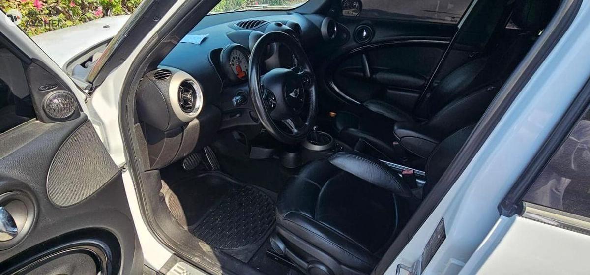 Mini Cooper Countryman -9-9