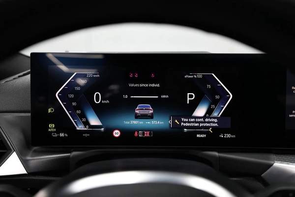 BMW | i4 eDrive40 | AED 2,500 monthly