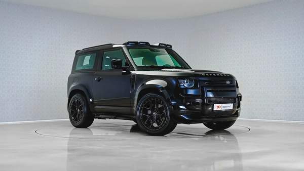 Special Offer | AED 4,704 PM | 22in Wheels, Lightbar, | 90 P400 SE X-Dynamic Widetrack