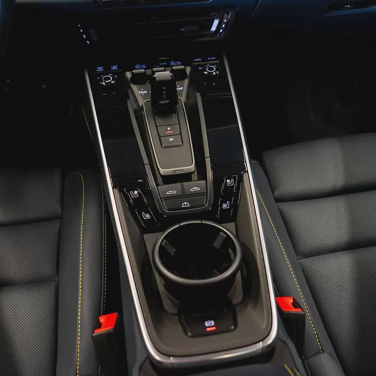 AED 19,147 pm • 0% Downpayment • Porsche 911 Turbo S • Agency Warranty-13-13