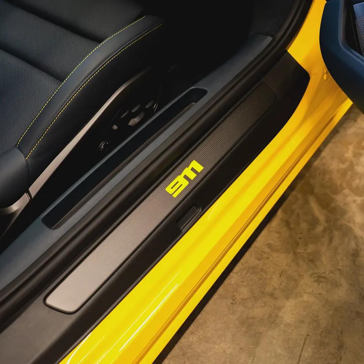 AED 19,147 pm • 0% Downpayment • Porsche 911 Turbo S • Agency Warranty-16-16