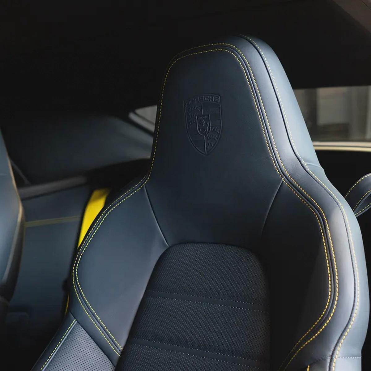 AED 19,147 pm • 0% Downpayment • Porsche 911 Turbo S • Agency Warranty-17-17