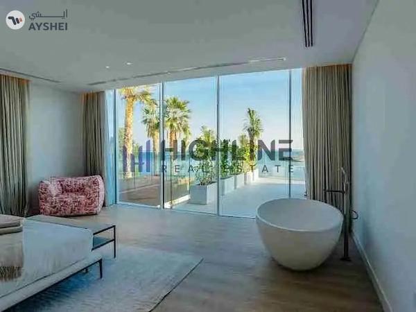 Sophisticated Vibrant Beach Luxury Villa