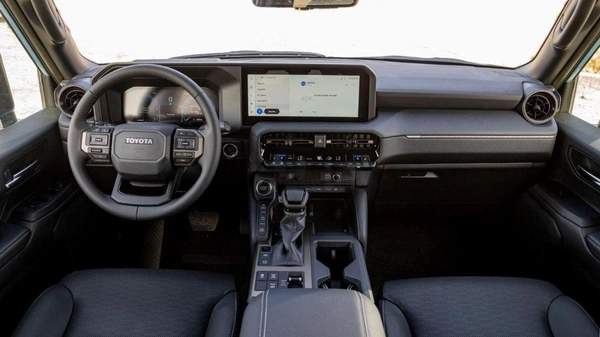 Toyota Prado TOYOTA PRADO 250 2.8D AT FIRST EDITION MY2025 – BLUE & GREY ROOF