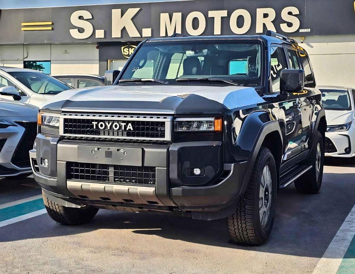 Toyota Prado ALL ROUNDER / 2.4L PETROL V4 / SUNROOF / DRIVER POWER SEAT / COOL BOX / MID OPTION (CODE # R2)-0-0