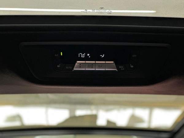 BMW X7 xDriveM60i (6 Seats)