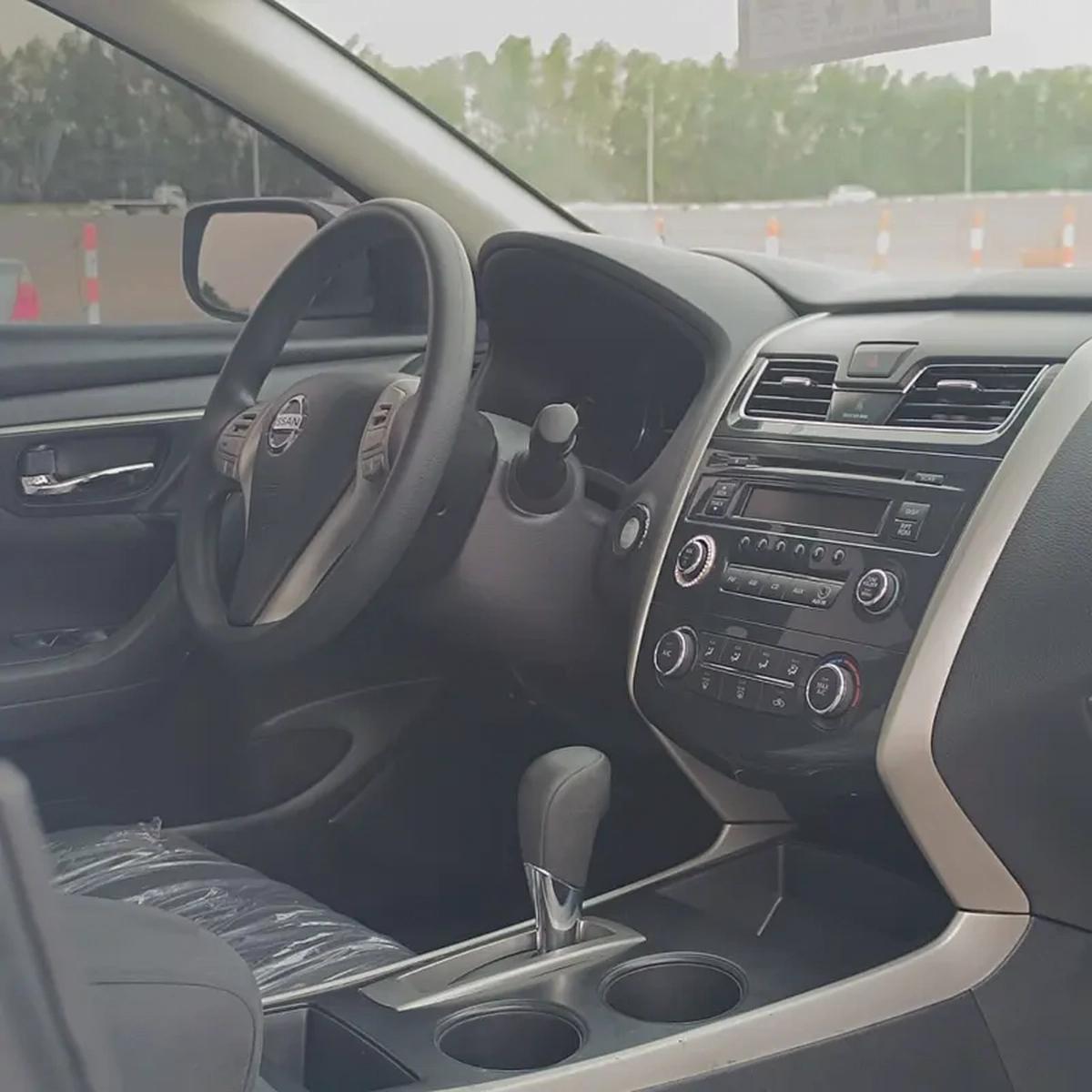 Nissan Altima S, 2015, American Specs - Perfect Family Car-9-9