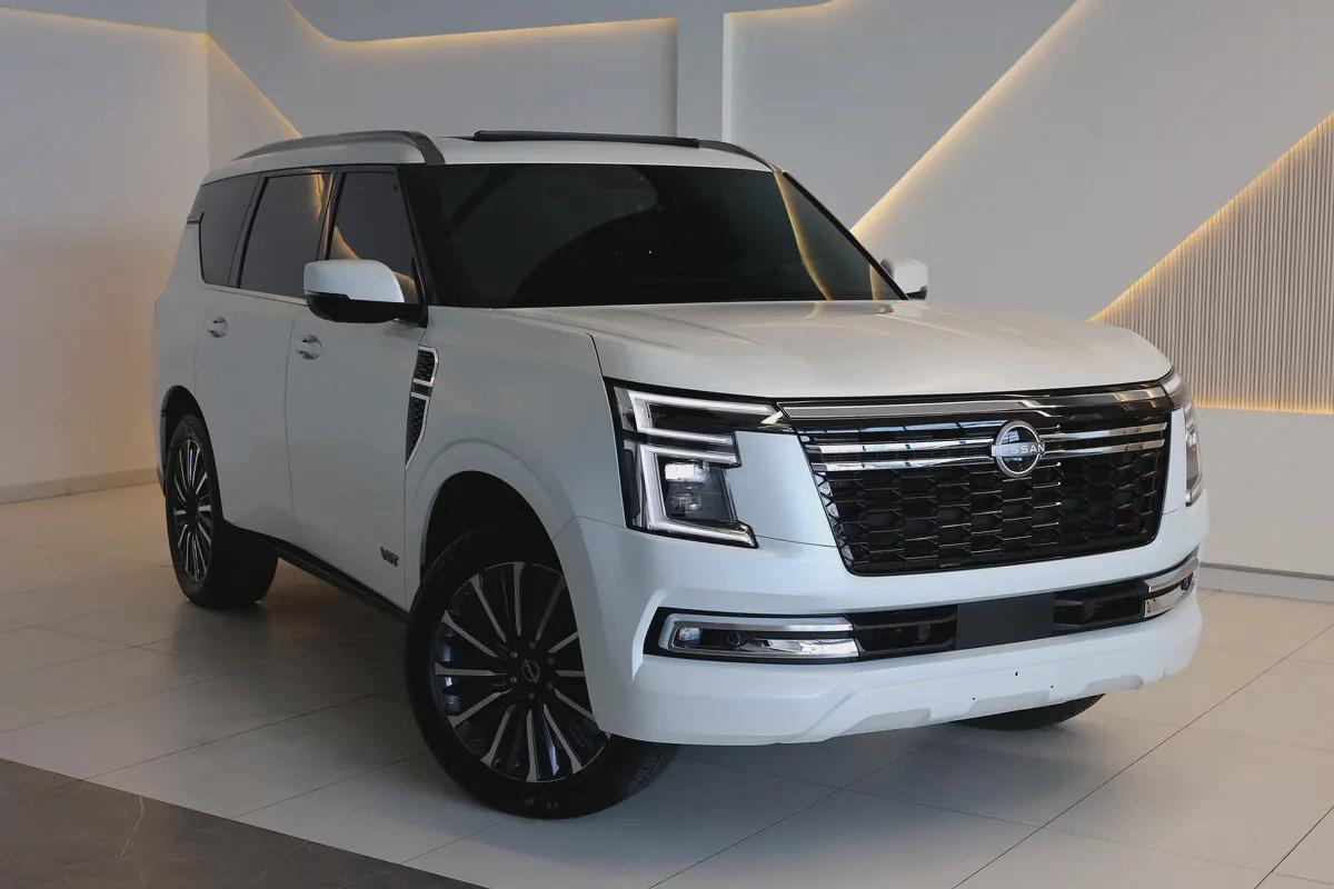 PATROL LE PLATINUM CITY ( 3.5L V6 TWINTURBO ) - 2,600 KM ONLY - GCC SPECS - WARRANTY / SERVICE --1-1