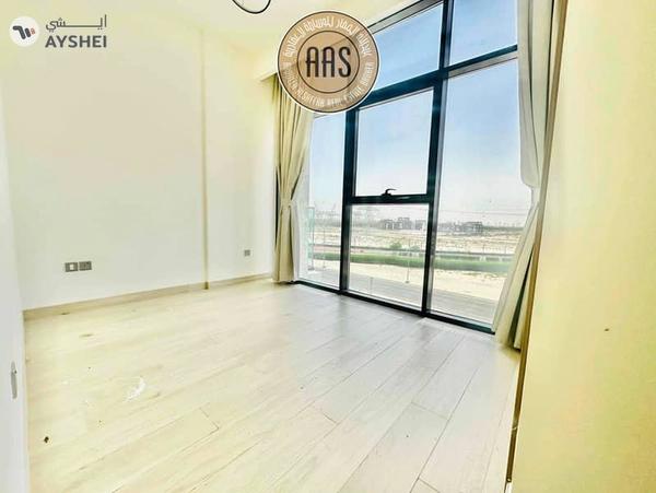 Pool view •• chiller free •• spacious layout •• corner unit