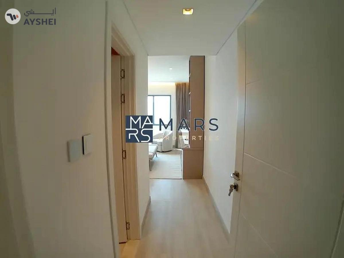 Sea view | privet beach | free hold | 3bhk | lavish luxury-11-11