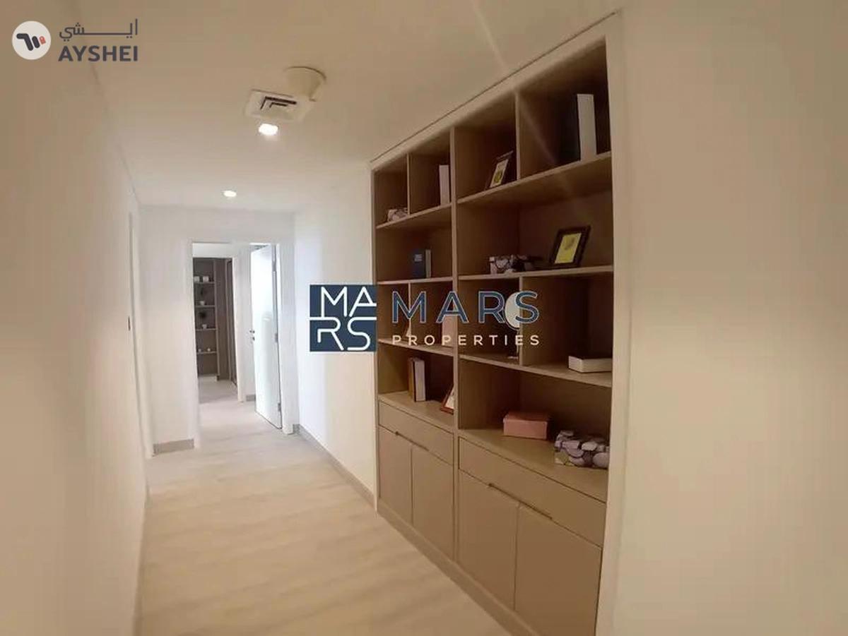 Sea view | privet beach | free hold | 3bhk | lavish luxury-12-12