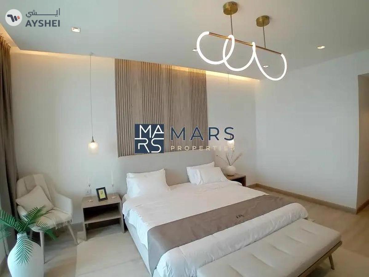 Sea view | privet beach | free hold | 3bhk | lavish luxury-20-20