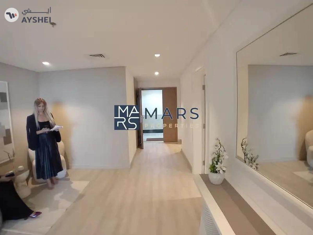 Sea view | privet beach | free hold | 3bhk | lavish luxury-22-22