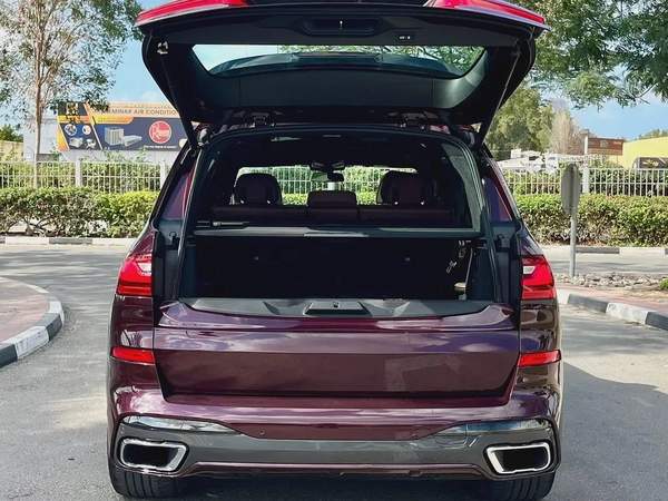 Bmw X7 M sports gcc first owner with full service history from showroom under warranty