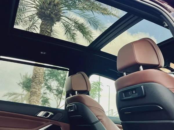 Bmw X7 M sports gcc first owner with full service history from showroom under warranty