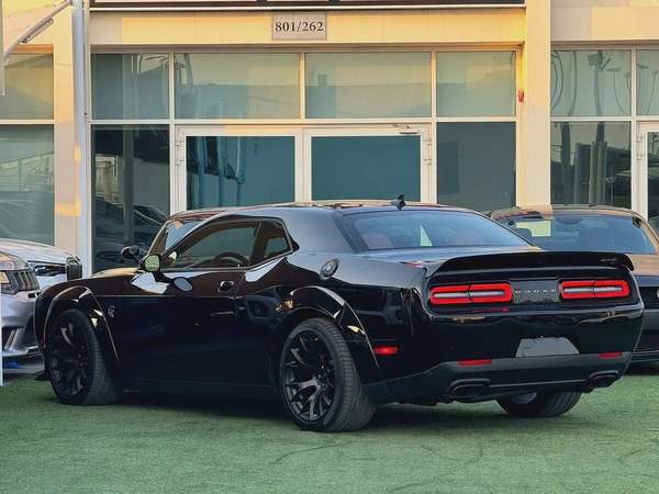 DODGE CHALLENGER SRT HELLCAT JAILBREAK WIDEBODY 717HP ORIGINAL PAINT