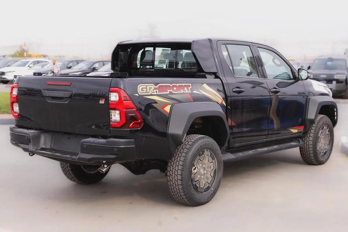 2025 Toyota Hilux GR Sport - GCC Specs - Brand New-1-1