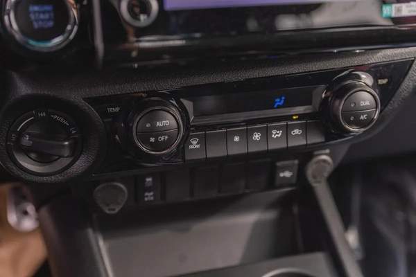 2025 Toyota Hilux GR Sport - GCC Specs - Brand New