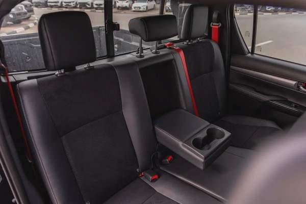 2025 Toyota Hilux GR Sport - GCC Specs - Brand New