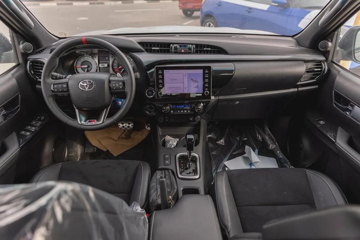 2025 Toyota Hilux GR Sport - GCC Specs - Brand New-14-14