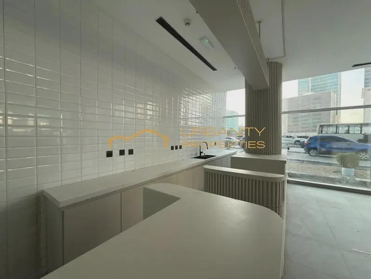 Spacious Retail Unit for Rent in The Exchange, Business Bay-5-5