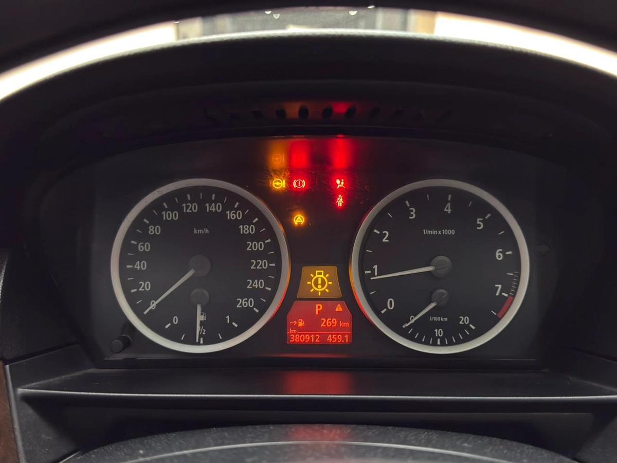 Gulf Specs 2006 BMW 530i 3.0Litre Inline-6 Cylinder-3-3