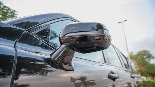 LX 600 3.5L 2025 GCC Specs 0 KM For Export