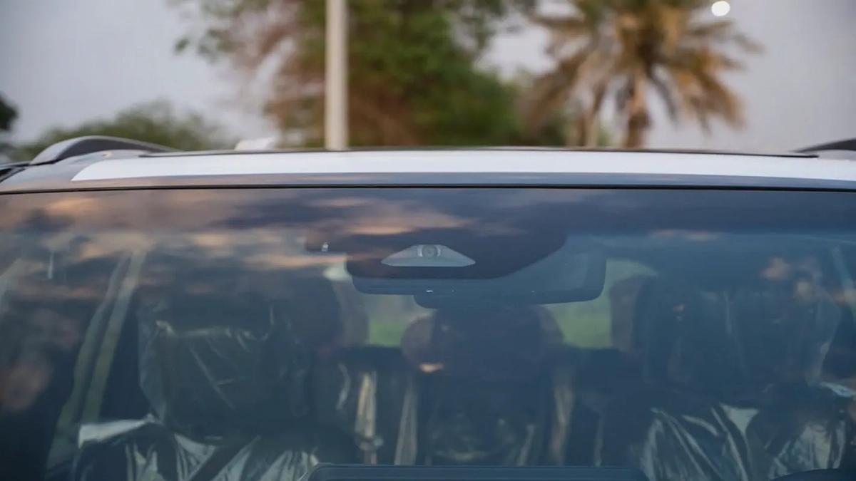 LX 600 3.5L 2025 GCC Specs 0 KM For Export-10-10