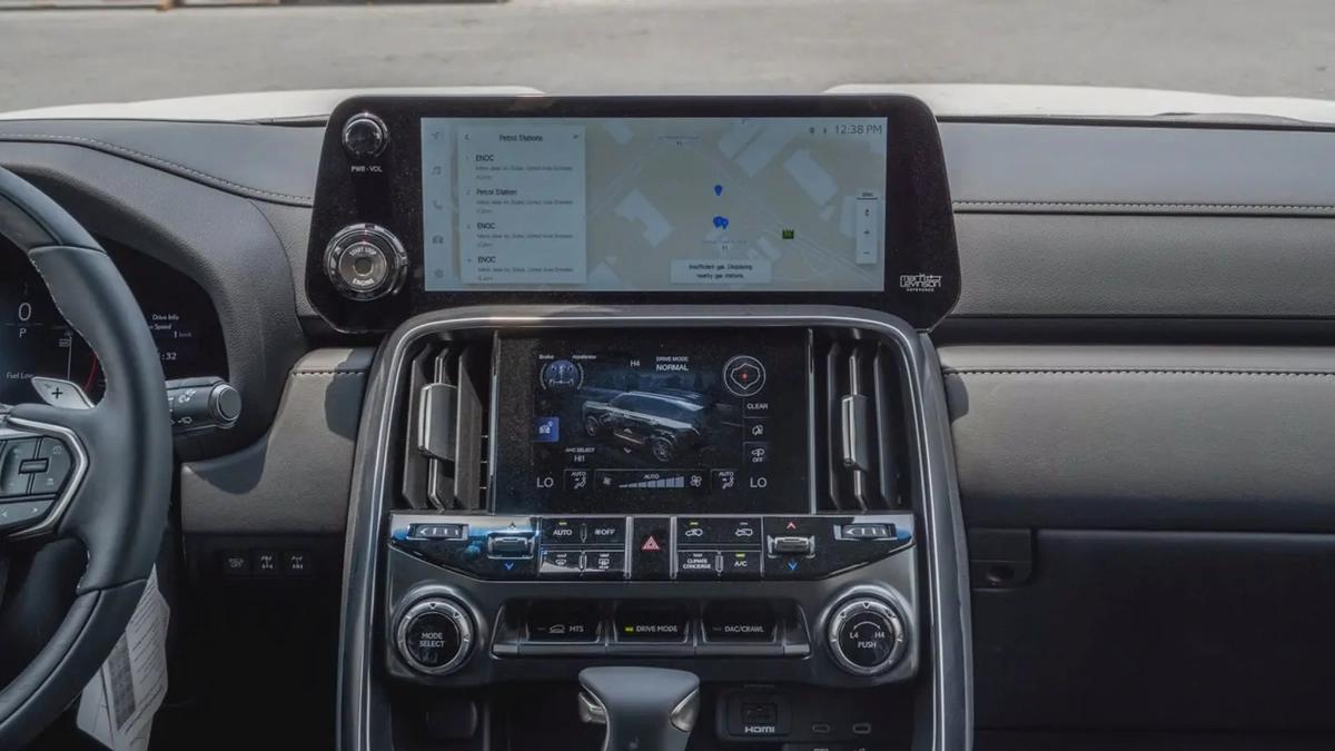 LX 600 3.5L 2025 GCC Specs 0 KM For Export-14-14