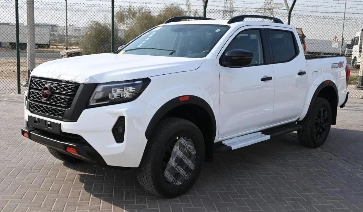 Nissan Navara 2.5 DIESEL PRO4X 4X4 AT 2025 MY Engine Type : 2.5D Mid Output Diesel-0-0