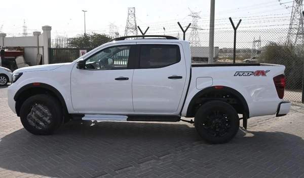 Nissan Navara 2.5 DIESEL PRO4X 4X4 AT 2025 MY Engine Type : 2.5D Mid Output Diesel