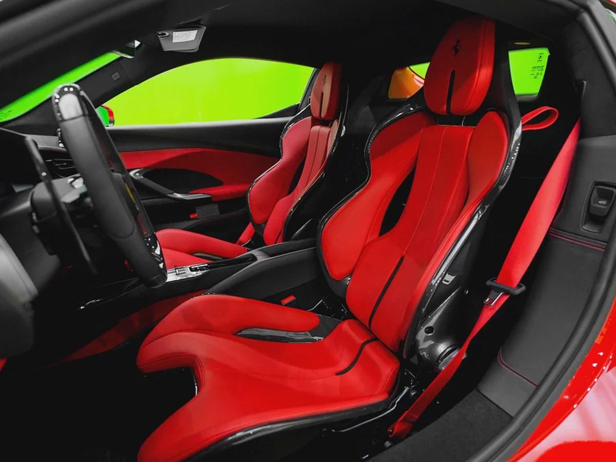 2024 - ONLY 1150 KM FREE CONTRACT SERVICE UNTIL 10/2031 CARBON SEATS CARBON INTERIOR LIFTING-14-14