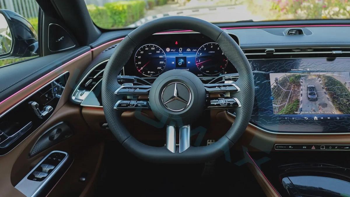 2026 Mercedes-Benz E 300 AMG EQ Boost 2.0T RWD GCC 0Km With 2 Years Unlimited Mileage Warranty-6-6