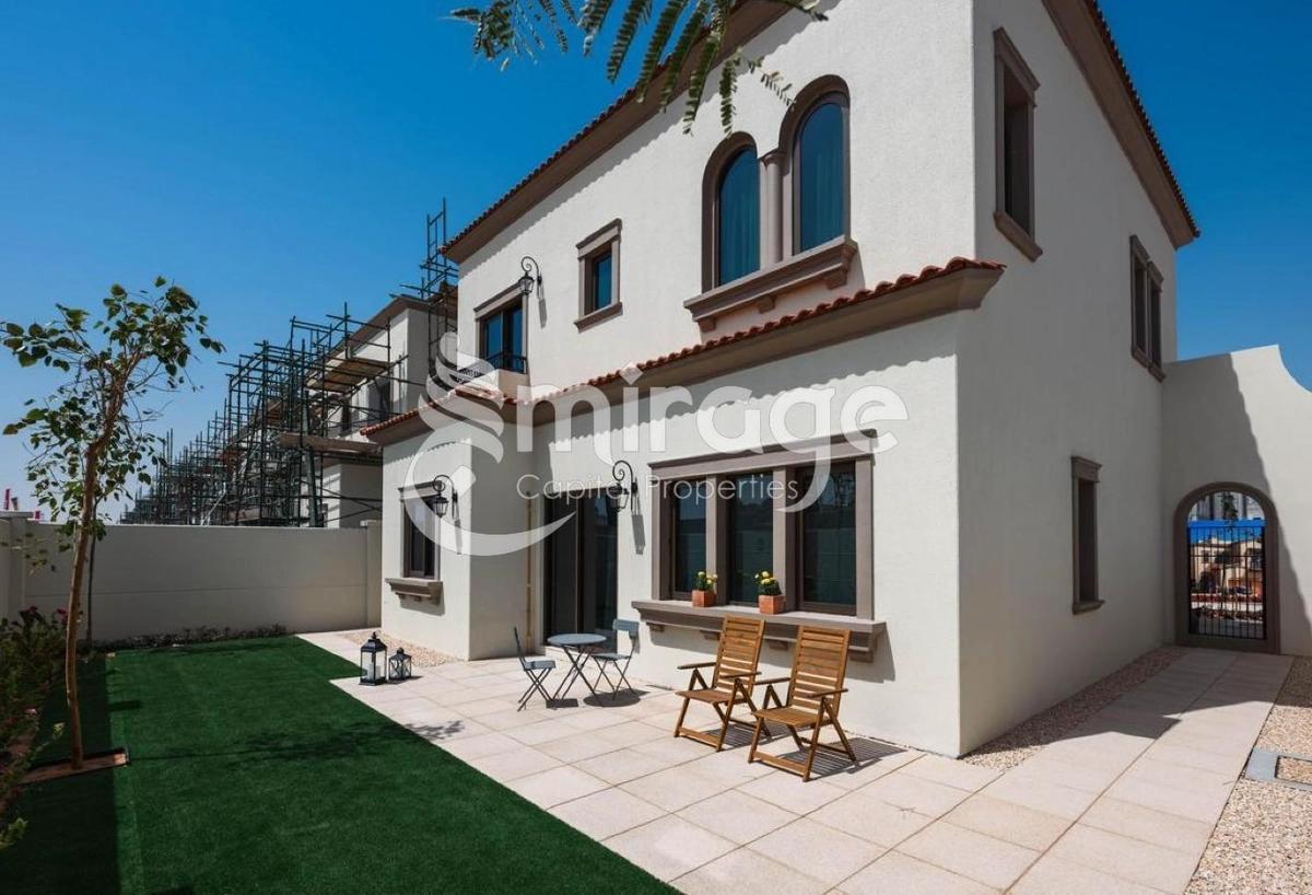 Single Row | Corner 4BR Villa | Premium Location-0-0