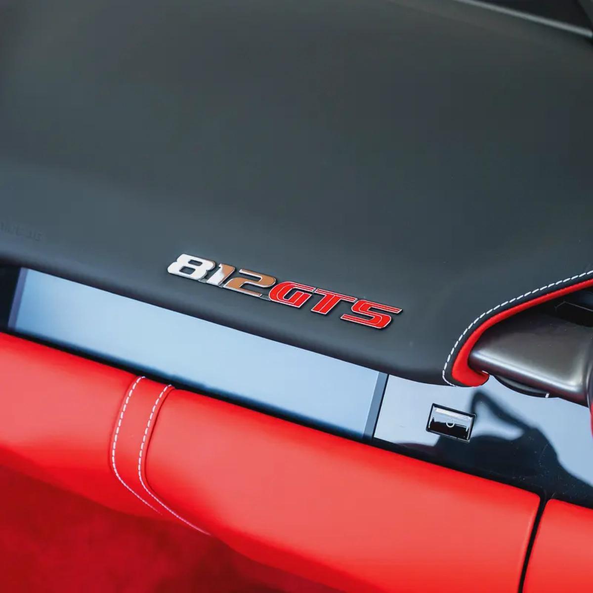 2023 FERRARI 812 GTS ( FULL CARBON BODY ) DONE ONLY 1200KM-17-17