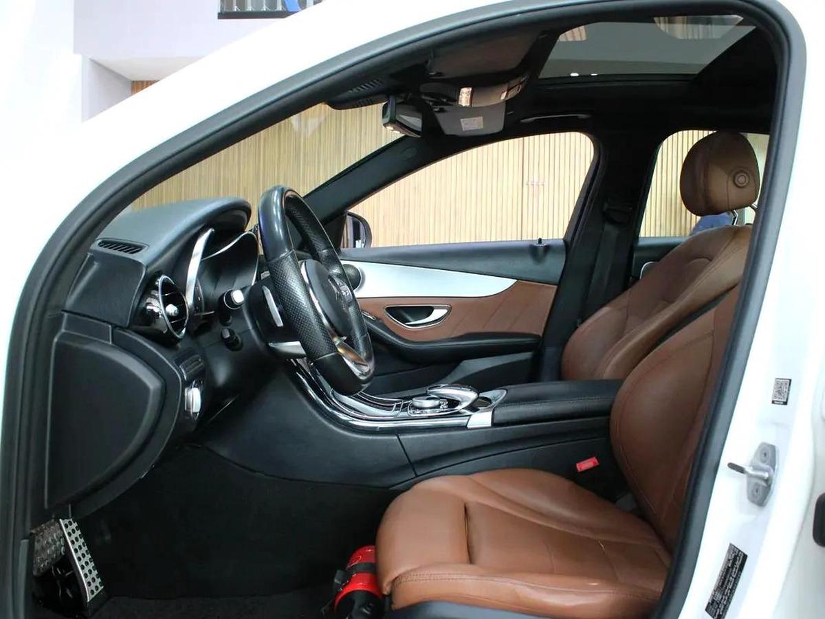 2019 - Mercedes-Benz C200 | GCC-2-2