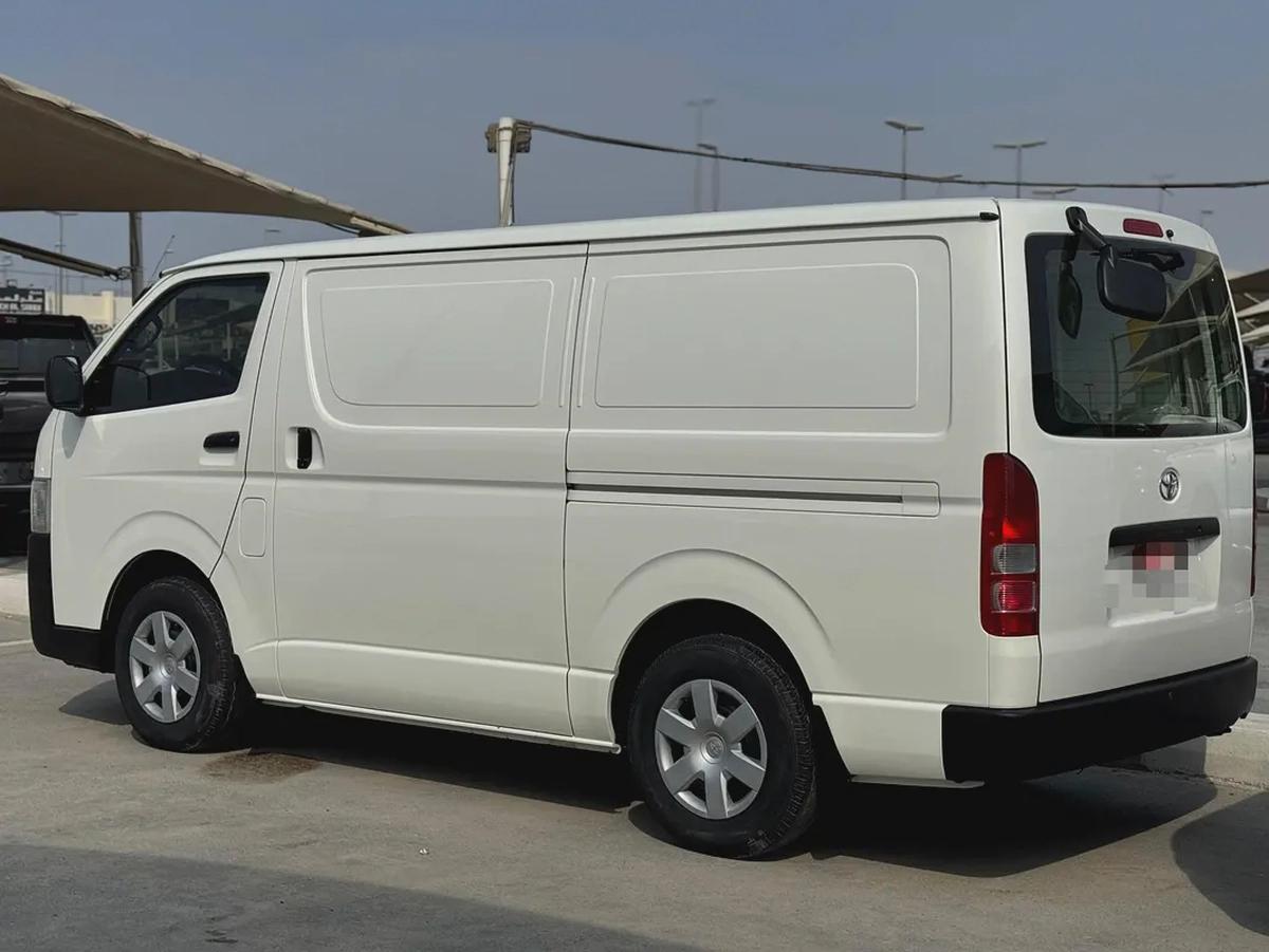 Toyota Hiace 2019 very good condition-1-1