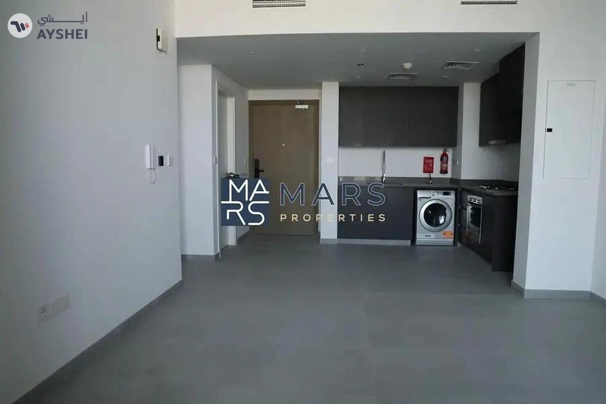 Stunning & Spacious Apartment with Breathtaking Views-2-2