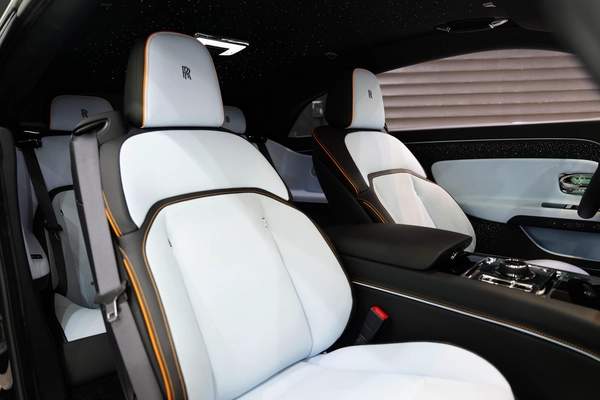 Rolls-Royce Spectre 2024