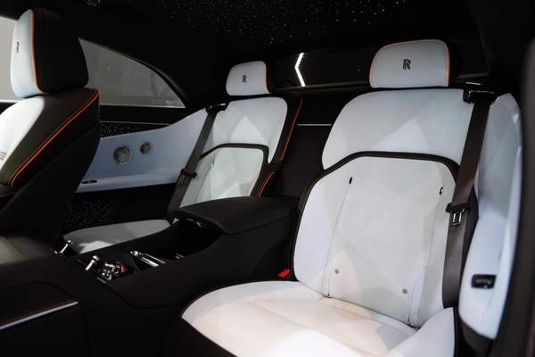 Rolls-Royce Spectre 2024